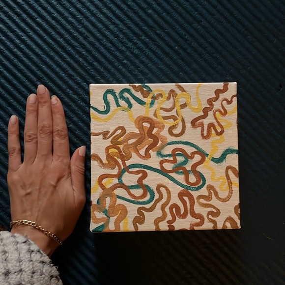 Hand painted decor - Picture 2 of 2